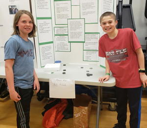 students displaying project